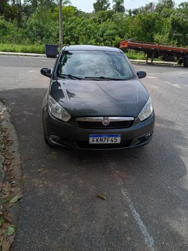 Fiat Grand Siena Essence Dual. 1.6 Flex 16V 2013