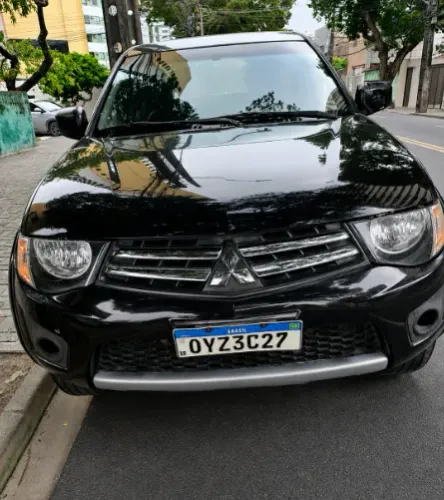 Mitsubishi L200 Triton HLS 2.4 Flex 16V CD Mec. 2015