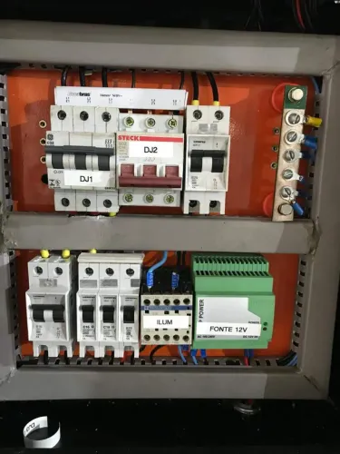 PowerONenergia, Serviços em tecnologia e eletricidade.