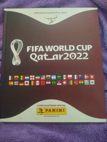 Álbum Copa 2022 incompleto