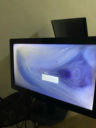Vendo Monitor com Mancha na tela (DESCRIÇÃO)