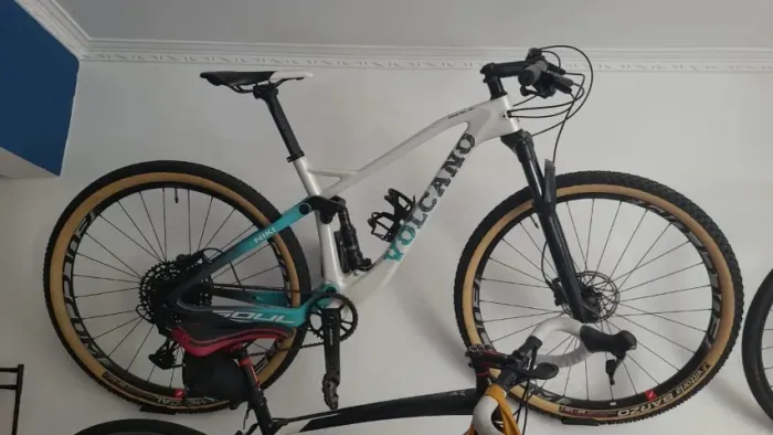 Vendo Bike Volcano Full novinha 