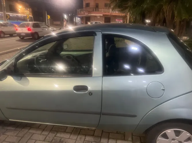 Ford KA GL 1.0i Zetec Rocam 2003