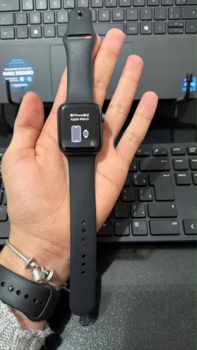Apple Watch SE 44mm 1 tem