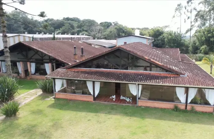 *EXCELENTE FAZENDA COM PINUS A VENDA NA REGIÃO DE ITAPETININGA-SP* ?? ? Localização: São M