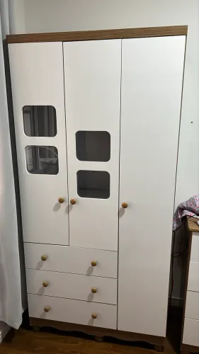 Guarda roupa infantil 3 portas + 3 gavetas