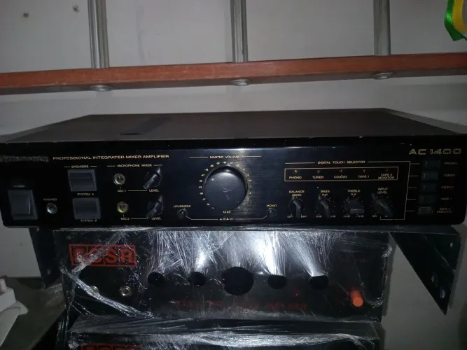 amplificador unic ac1400