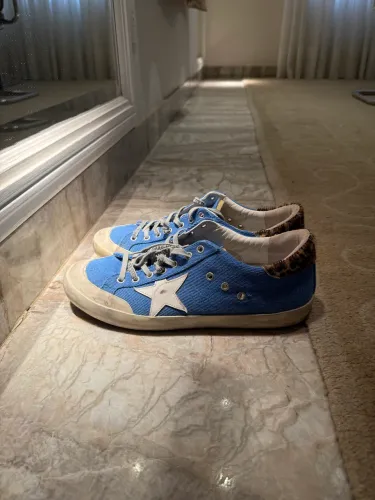 Golden Goose Super-Star Azul claro (Tam: 45 IT)
