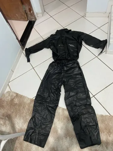 Vendo capa de chuva