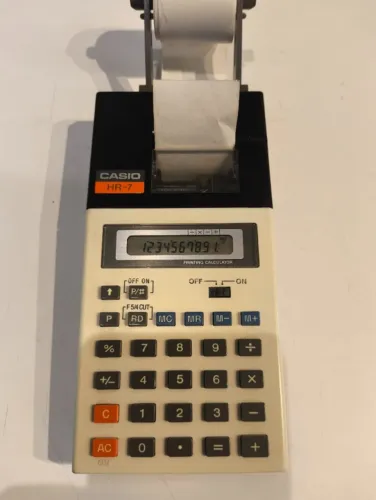 Calculadora com Impressora Vintage Casio HR-7 - Anos 80 - usada 