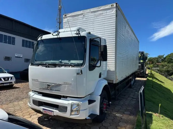 VOLVO VM23 240 6X2R 2005