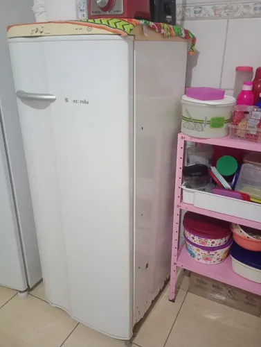 Vendo geladeira