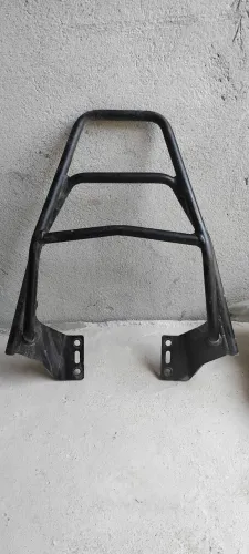 Bagageiro Gibi para moto Factor 125cc 2017-2024, Facto 150cc 2015-2025 preto. r 