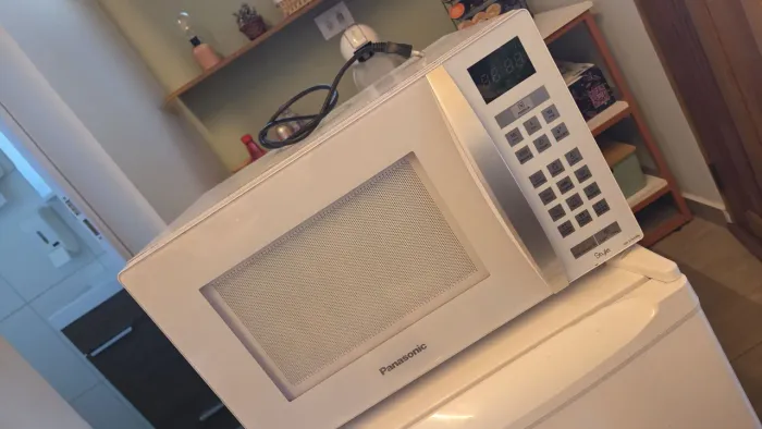 Microondas Style 32L Panasonic - 220v