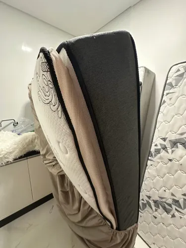 Colchao Cama box casal, base + colchão nunca usado !
