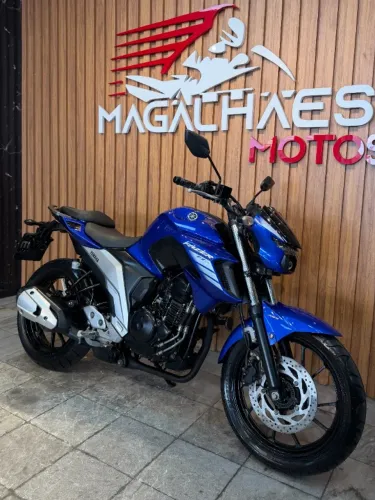 FZ25 ABS 2023 - Financiamento bancário e cartão