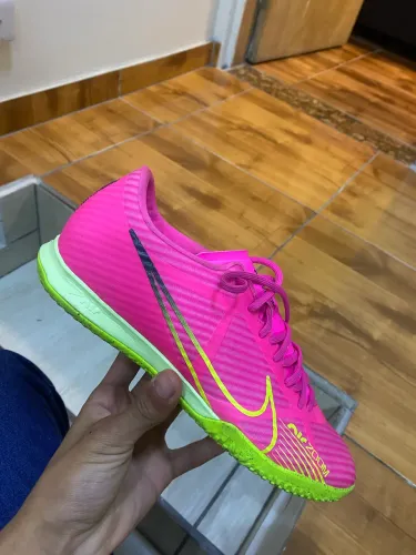 Chuteira Nike Air Zoom