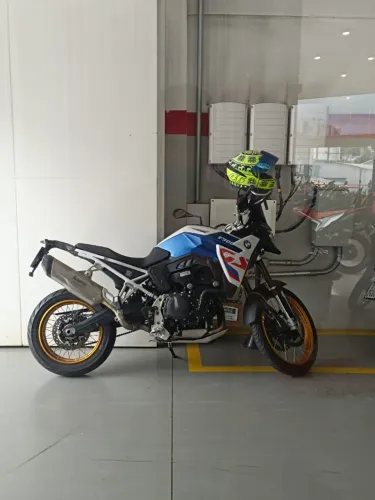 Impecável BMW F900GS | Kit Baixo | Revisada