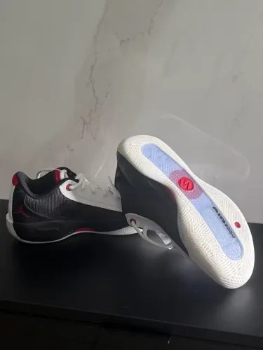 Tênis Air Jordan Nike 