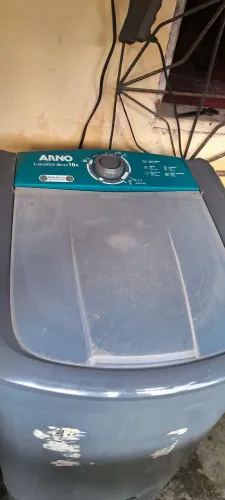 Máquina de lavar tanquinho