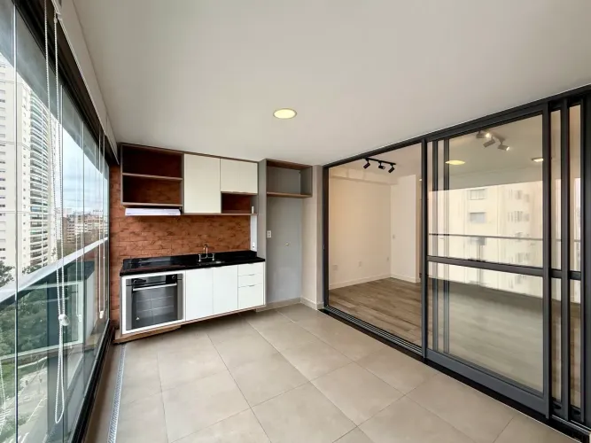 Apartamento para alugar no NeoHouse Campo Belo com 2 dormitórios, 2 vgs, próx. Aeroporto,