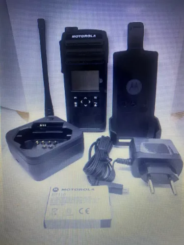 Vendo dois rádios Motorola digital bidirecional  DTR 720. 