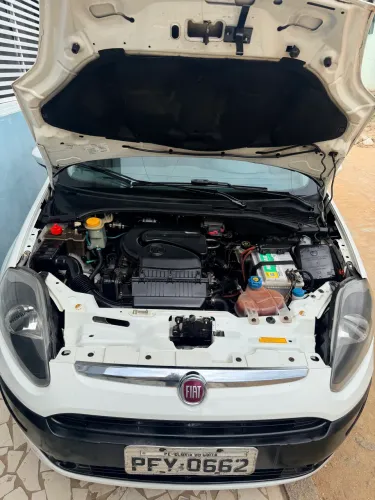 Fiat Punto Attractive Italia 1.4 F.flex 8V 5P 2013