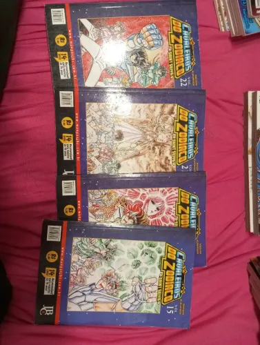 Mangá Saint Seiya Cavaleiros do Zodíaco JBC vol 15, 16, 21 e 22