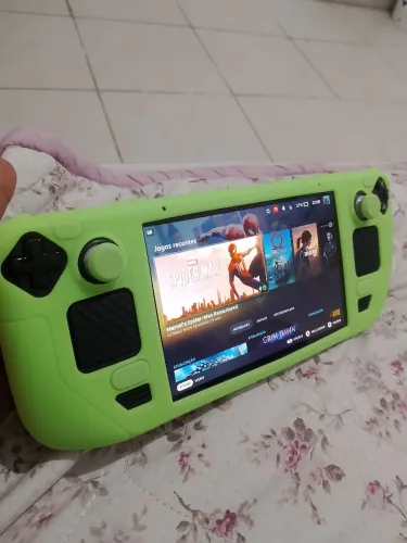 Vendo steam deck 1 tera de armazenamento