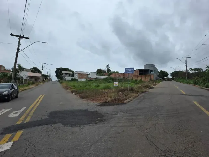 Esquina 320,05m² (Asfalto e Agua) Setor Amim Camargo