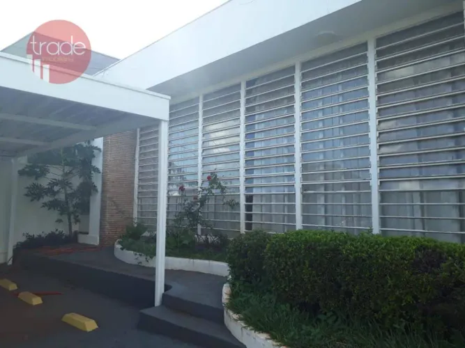Casa Térrea para Vender ou Alugar em Bairro Comercial no Jardim Sumaré em Ribeirão Preto c