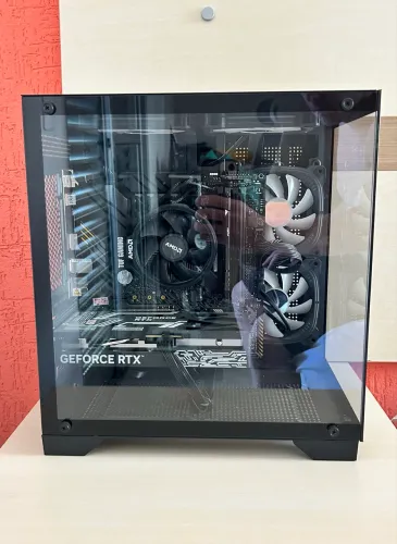 PC GAMER / RYZEN 5 5500 / RTX 5050 / 16GB DE RAM