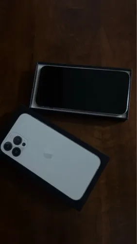 IPHONE 13 PRO MAX 256g
