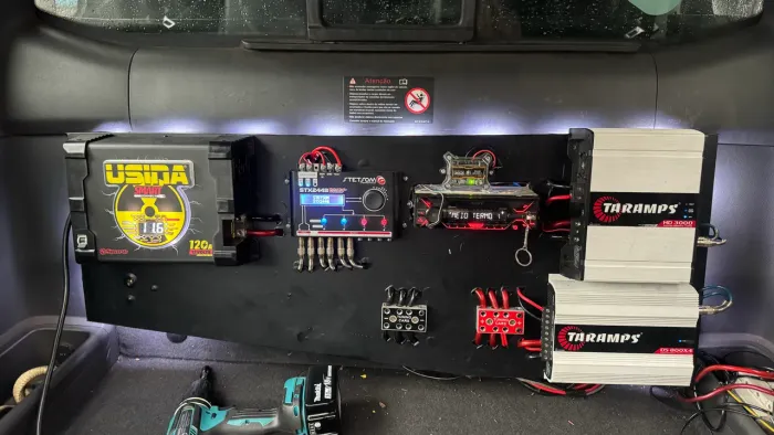 Som Automotivo Completo + Rack Organizado + Bateria