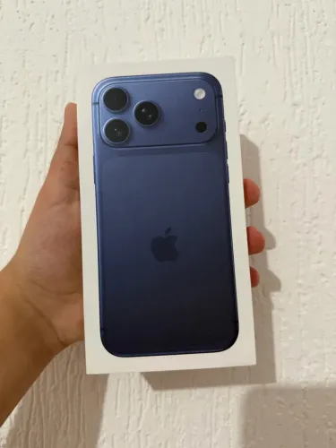 iPhone 17 Pro Max - 512GB - Lacrado