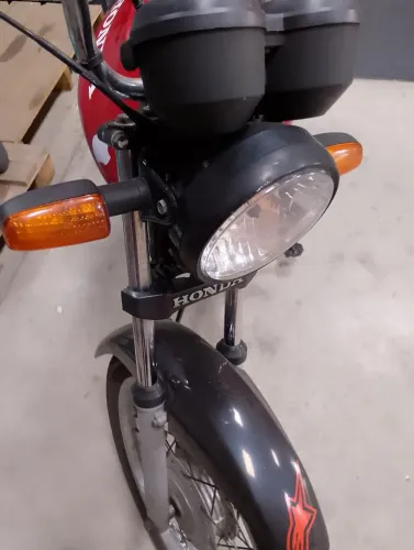 Moto Fan impecável 