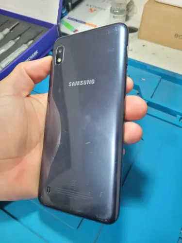 Samsung A10
