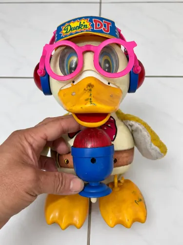Pato Duck?n Dj antigo