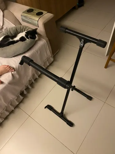 Pedestal teclado