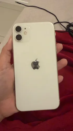 iPhone 11 - Branco 64g