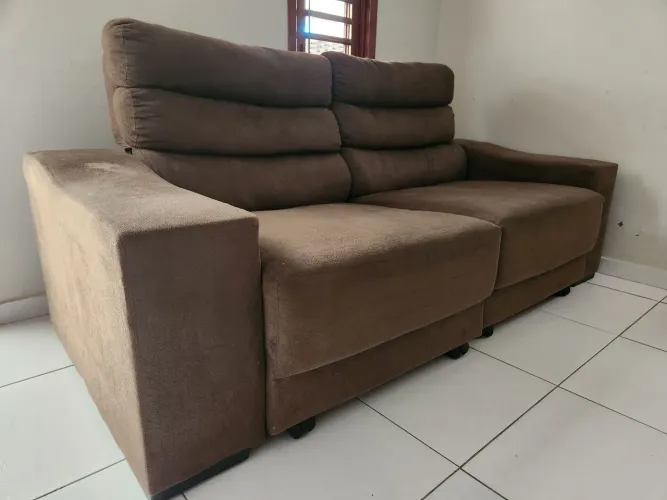 Sofá Retrátil e Reclinável 2 Lugares Marrom - Conservado
