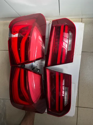 Lanternas traseiras bmw ORIGINAL série 3 320i 318i 2016 a 18