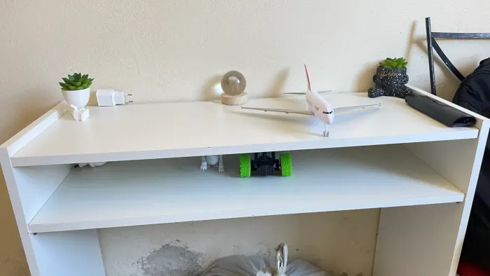 Mesa/ escrivaninha