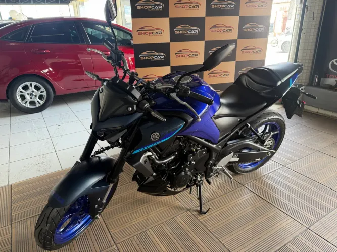 Yamaha Mt-03 ( 4.200 km )