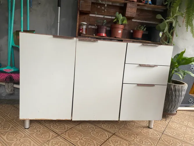 Armário pra cozinha com pia de mármore