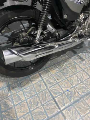 Escape titan 150