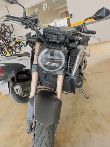 CB 650 R