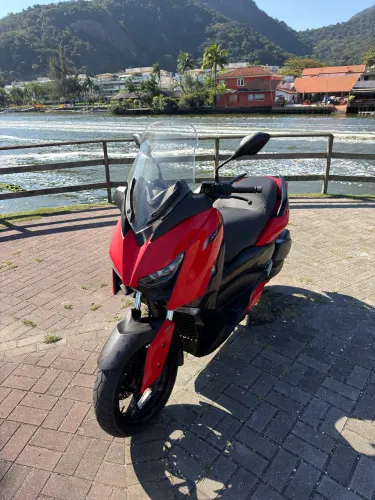 Yamaha Xmax 250