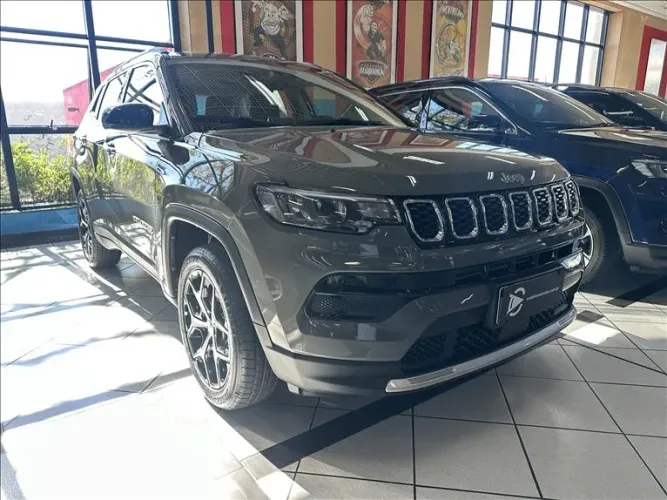 Jeep Compass Long. T270 1.3 TB 4X2 Flex AUT 2026