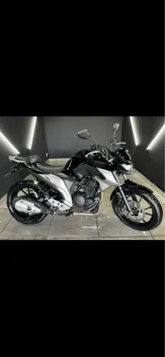 Vendo FZ25